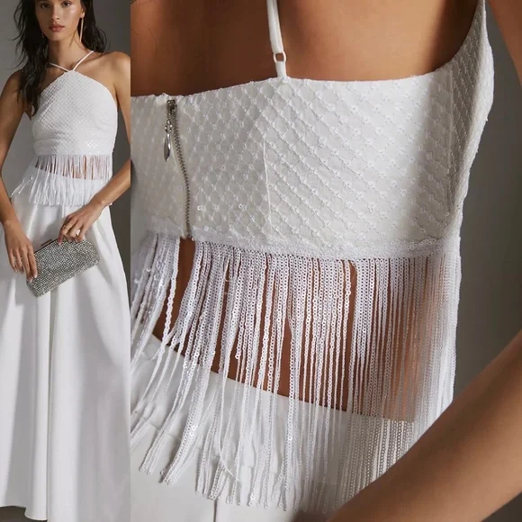 Elliatt Water Lily Top in size M in Ivory/White - Picture 1 of 11